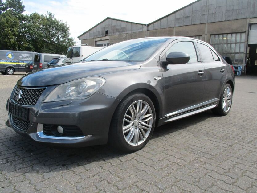 Suzuki Kizashi 166.000 km 4.999 € Crivitz 19089