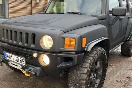 Hummer H3 164.099 km 12.600 &euro; Trams 19417