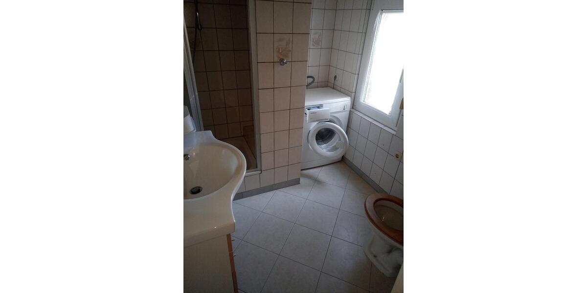 Erdgeschoßwohnung Lewitzrand - 1 Zimmer, 35 m&sup2;, 220&euro; | Angebot:26661192