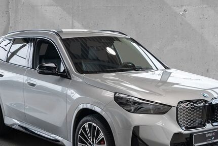 BMW iX1 5.000 km 51.989 € Schwerin 19057