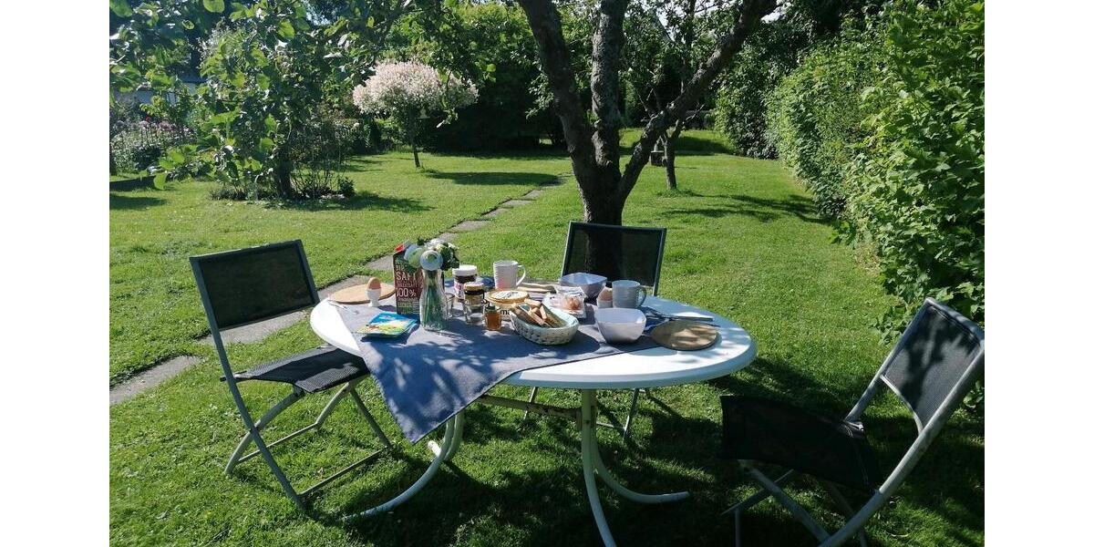 Bungalow Schwerin Gartenstadt - 2 Zimmer, 27 m&sup2;, 155.000&euro; | Angebot:25931648