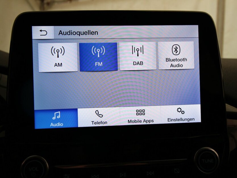 Ford Fiesta EcoBoost Titanium LED+TEMPOMAT+SITZHEIZ 65.414 km 13.500 € Hagenow 19230