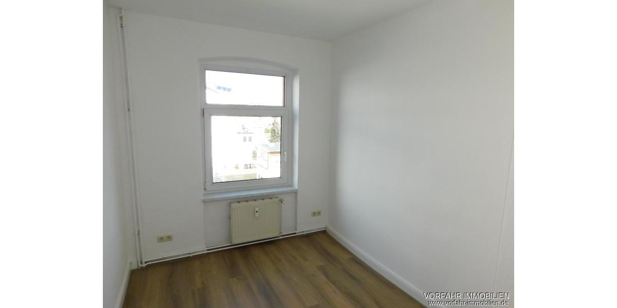 Etagenwohnung Schwerin - 4 Zimmer, 82 m&sup2;, 779&euro; | Angebot:25976090