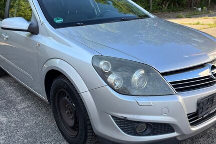 Opel Astra 251.000 km 999 &euro; Dorf Mecklenburg/Karow 23972