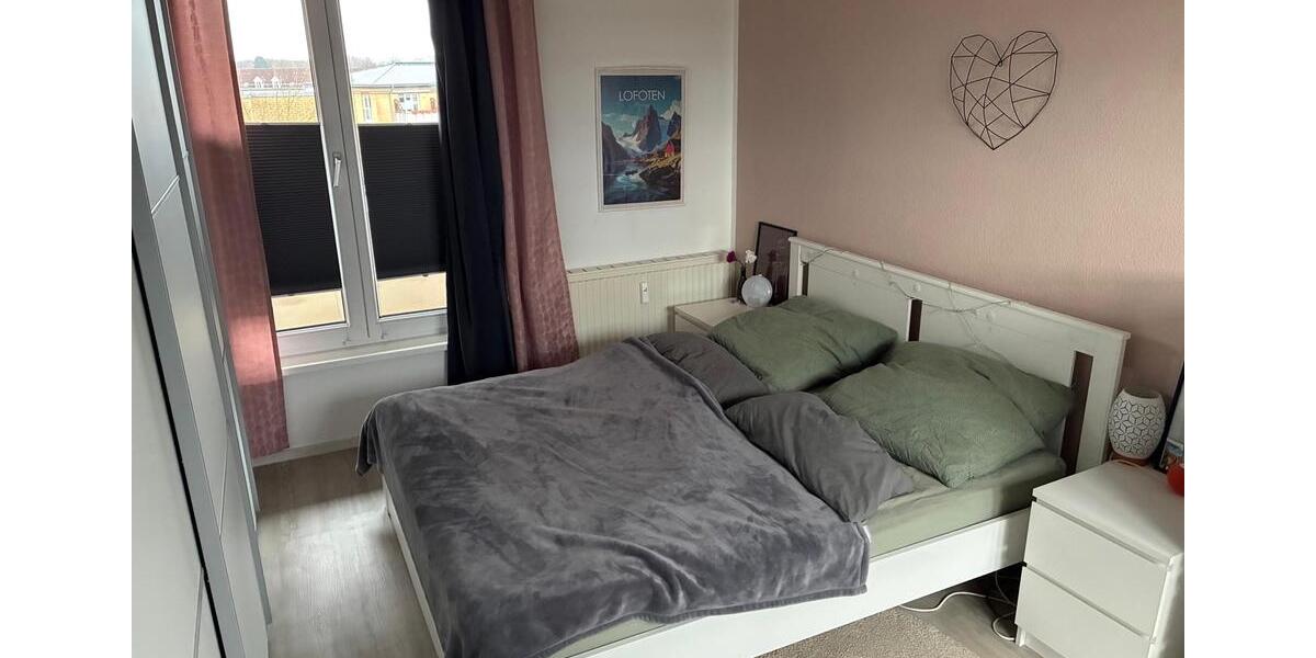 Dachgeschoßwohnung Schwerin Gartenstadt - 3 Zimmer, 89 m&sup2;, 962&euro; | Angebot:25539791