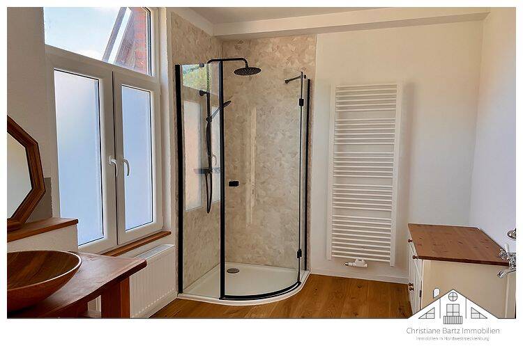 Einfamilienhaus Warin - 7 Zimmer, 200 m&sup2;, 199.750&euro; | Angebot:25660949