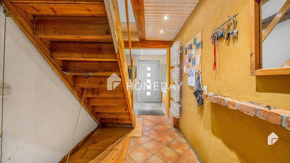 Einzigartiges Bauernhaus in ruhiger Lage - mit großem Grundstück, Scheune und Nebengebäuden 5 zimmer