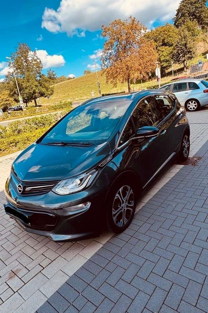 Opel Ampera 127.000 km 12.900 € Göhren 19089