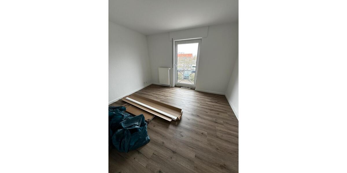 Etagenwohnung Pampow - 3 Zimmer, 76 m&sup2;, 800&euro; | Angebot:24828206