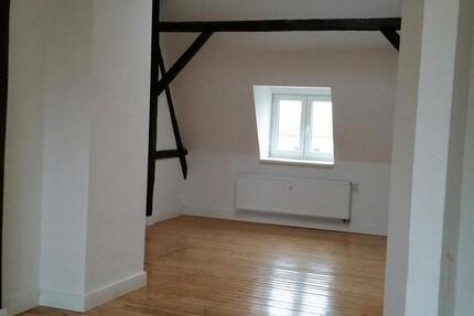 Wohnung Schwerin Neumühle - 4 Zimmer, 120 m&sup2;, 1.200&euro; | Angebot:27644082