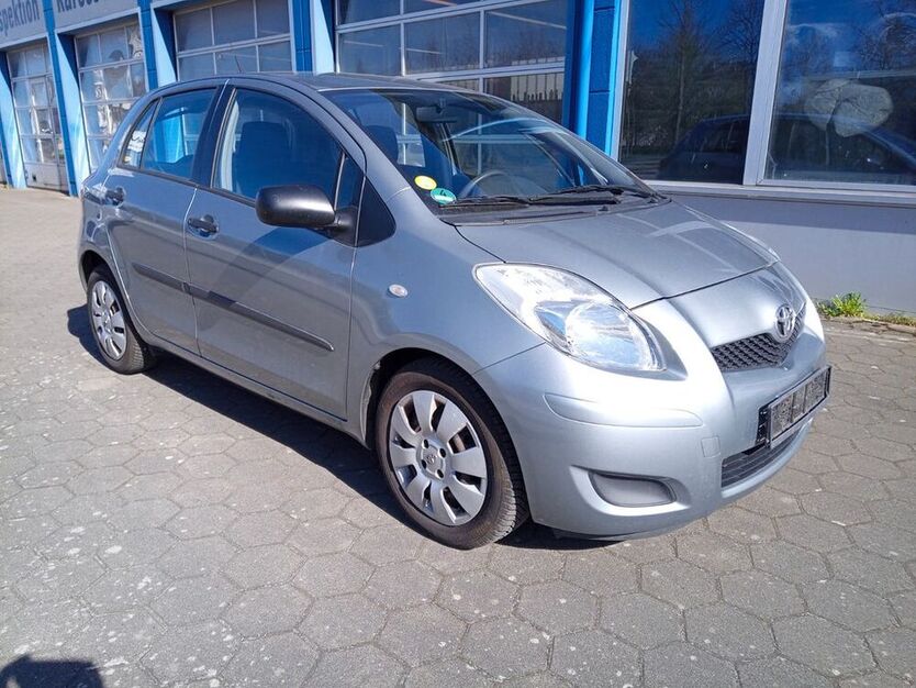 Yaris