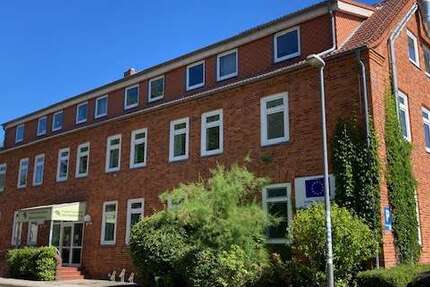 Büro in Schwerin 4.074,56 € 620.76 m²