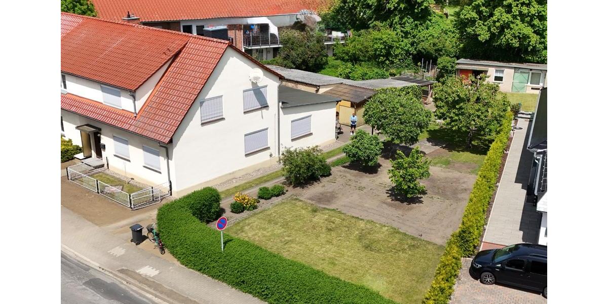 Doppelhaushälfte Dorf Mecklenburg - 5 Zimmer, 120 m&sup2;, 250.000&euro; | Angebot:26715228