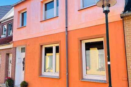 Haus zum Kaufen in Grevesmühlen 210.000 € 80 m² 3 zimmer