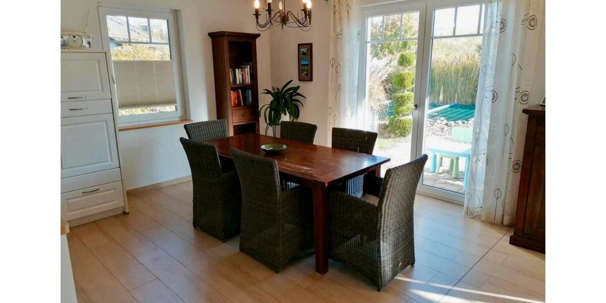 Einfamilienhaus Rastow - 6 Zimmer, 180 m&sup2;, 2.100&euro; | Angebot:25641665