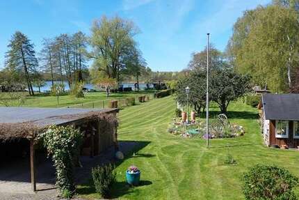 Wohnung Schwerin Gartenstadt - 2 Zimmer, 115 m&sup2;, 1.728&euro; | Angebot:26399717