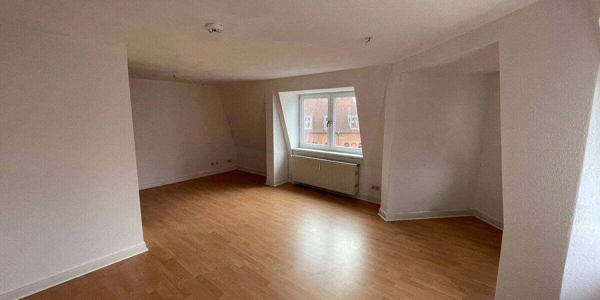 Etagenwohnung Schwerin Schelfstadt - 2 Zimmer, 70 m&sup2;, 700&euro; | Angebot:26904292