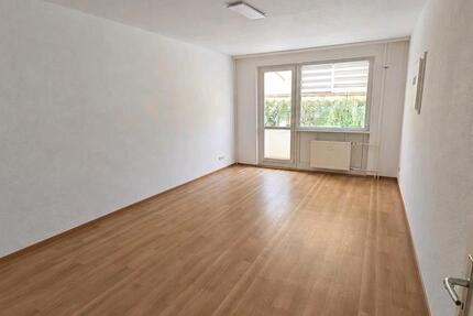Wohnung Schwerin Friedrichsthal - 3 Zimmer, 56 m&sup2;, 555&euro; | Angebot:27640729