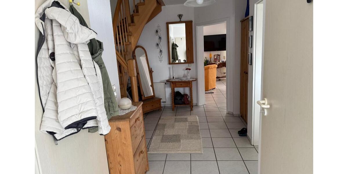 Doppelhaushälfte Sternberg - 4 Zimmer, 107 m&sup2;, 950&euro; | Angebot:25982805