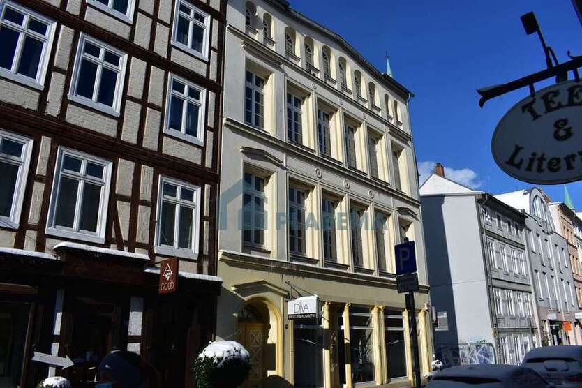 Wohnung zum Mieten in Schwerin 1.350 € 100 m²