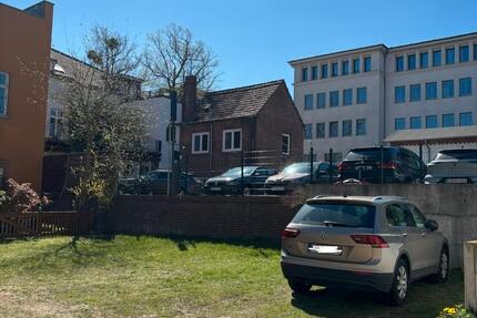 Garagen / Stellplätze Schwerin - 80&euro; | Angebot:26312518