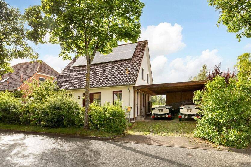 Wer A hat, muss kein B nehmen. Modernes, niedrig-Energie Einfamilienhaus in Neumühle