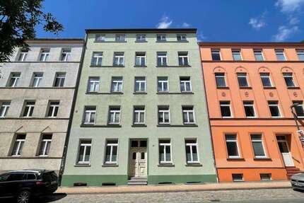 Wohnung Schwerin - 3 Zimmer, 90 m&sup2;, 830&euro; | Angebot:25546163