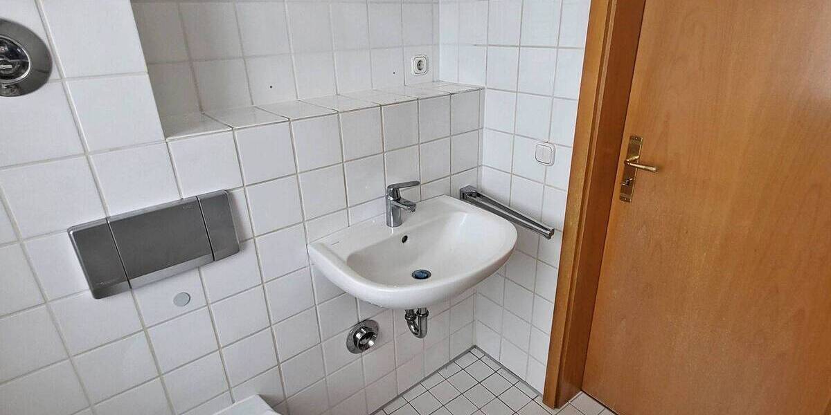 Etagenwohnung Schwerin Krebsförden - 2 Zimmer, 78 m&sup2;, 750&euro; | Angebot:26902574