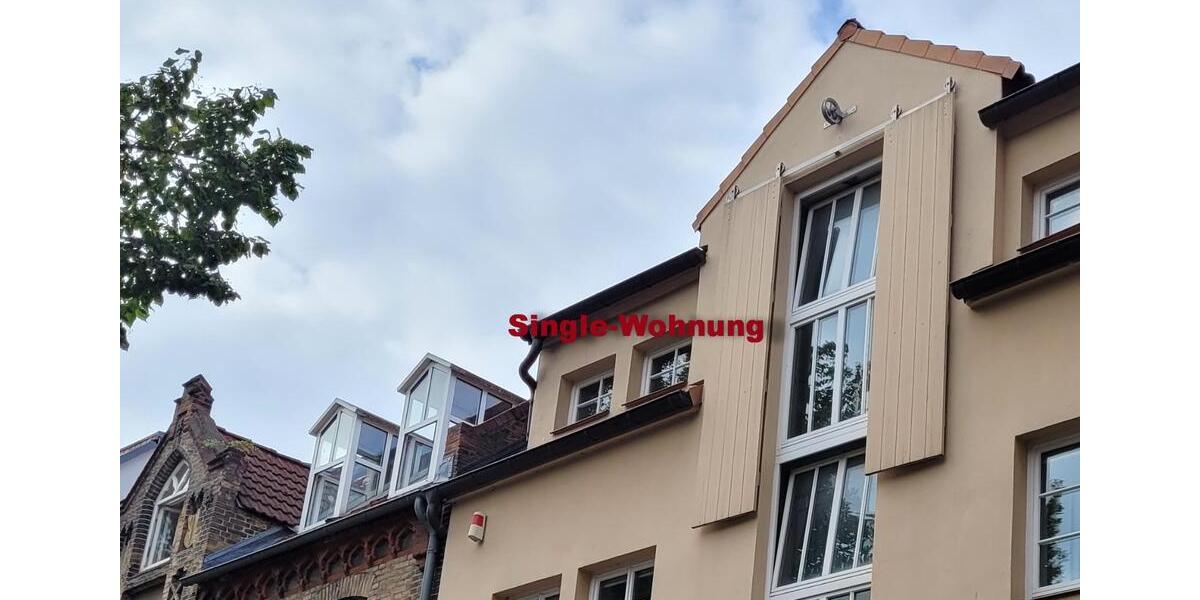 Dachgeschoßwohnung Wismar Altstadt - 1 Zimmer, 33 m&sup2;, 280&euro; | Angebot:25752993