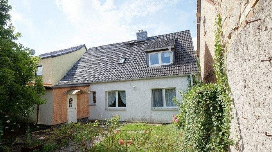 Einfamilienhaus Warin - 7 Zimmer, 147 m&sup2;, 199.000&euro; | Angebot:25670244