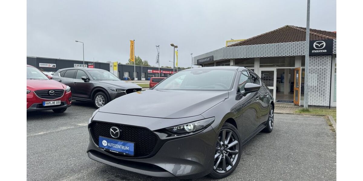 Mazda 3 20.007 km 27.690 € Wismar 23970
