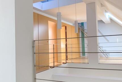 5-Raum-Wohnung mit großer Dachterrasse und einzigartigem Blick auf die Paulskirche 5 zimmer