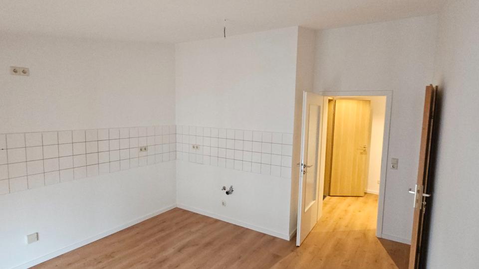 Dachgeschoßwohnung Schwerin Altstadt - 2 Zimmer, 70 m&sup2;, 490&euro; | Angebot:26698374