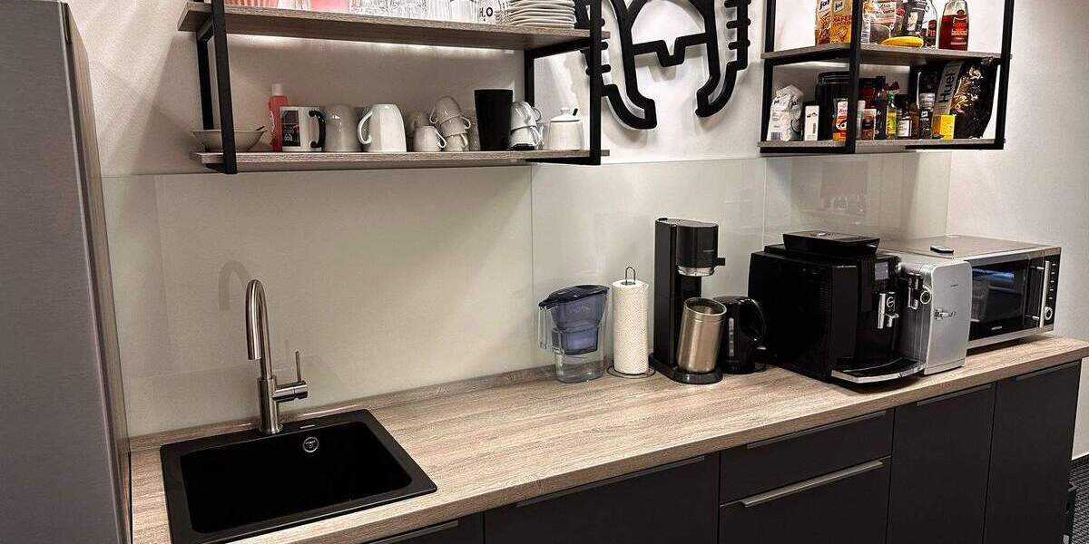 Gewerbeobjekt Schwerin Altstadt - 5 Zimmer, 142 m&sup2;, 1.150&euro; | Angebot:25698170