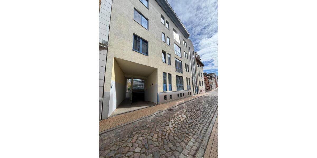 Garagen / Stellplätze Schwerin Altstadt - 95&euro; | Angebot:26327635