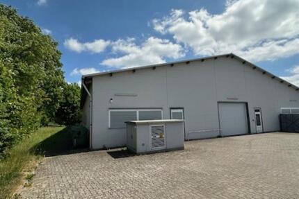 Brüsewitz - ab ca. 200 m² ; 2 tagesbelichtete und beheizte Hallen zu vermieten zimmer