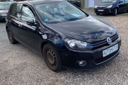 VW Golf 173.000 km 5.000 &euro; Bandenitz 19230