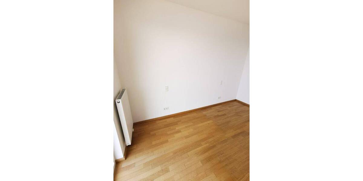 Etagenwohnung Schwerin Werdervorstadt - 3 Zimmer, 104 m&sup2;, 600.000&euro; | Angebot:26276361