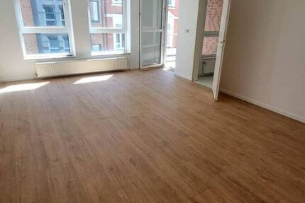 Wohnung Schwerin Altstadt - 1 Zimmer, 70 m&sup2;, 675&euro; | Angebot:26779617