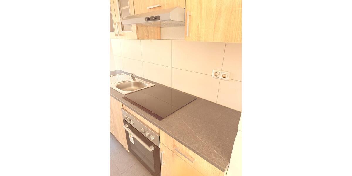 Dachgeschoßwohnung Schwerin - 2 Zimmer, 56 m&sup2;, 616&euro; | Angebot:26232582