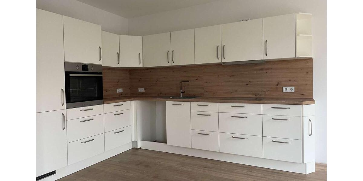 Stufenlose Freiheit! Hochwertige 3-Raum-Wohnung mit 2 Balkonen in Krebsförden 3 zimmer