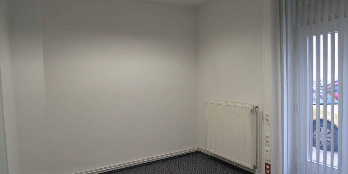 Gewerbeobjekt Schwerin Altstadt - 5 Zimmer, 142 m&sup2;, 1.150&euro; | Angebot:25698170