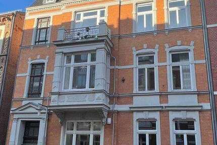 Wohnung zum Mieten in Schwerin 1.775 € 122.68 m²