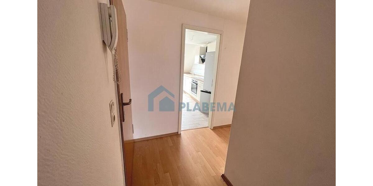 Dachgeschoßwohnung Schwerin - 3.5 Zimmer, 95 m&sup2;, 1.353&euro; | Angebot:26649637