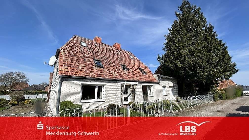 Einfamilienhaus Schwerin Friedrichsthal - 6 Zimmer, 148 m&sup2;, 422.000&euro; | Angebot:26570527