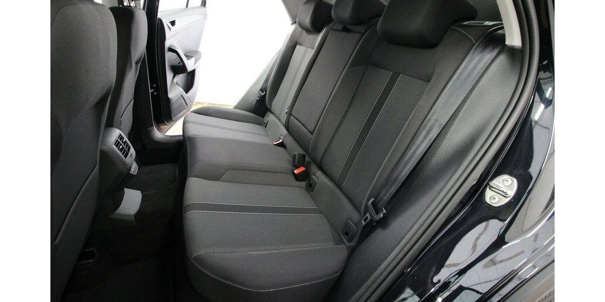 VW T-Roc TSI Life LED+KAMERA+WINTER-PAKET+ACC 45.794 km 19.900 &euro; Hagenow 19230