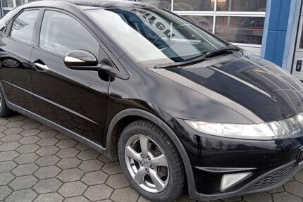 Honda Civic 213.000 km 4.450 &euro; Schwerin 19061