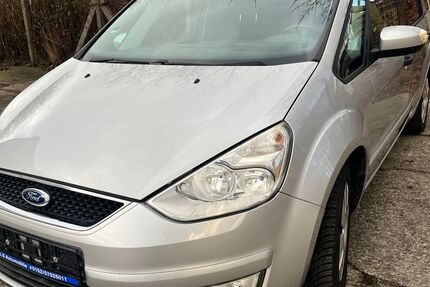 Ford Galaxy 150.000 km 4.999 &euro; Dorf Mecklenburg/Karow 23972