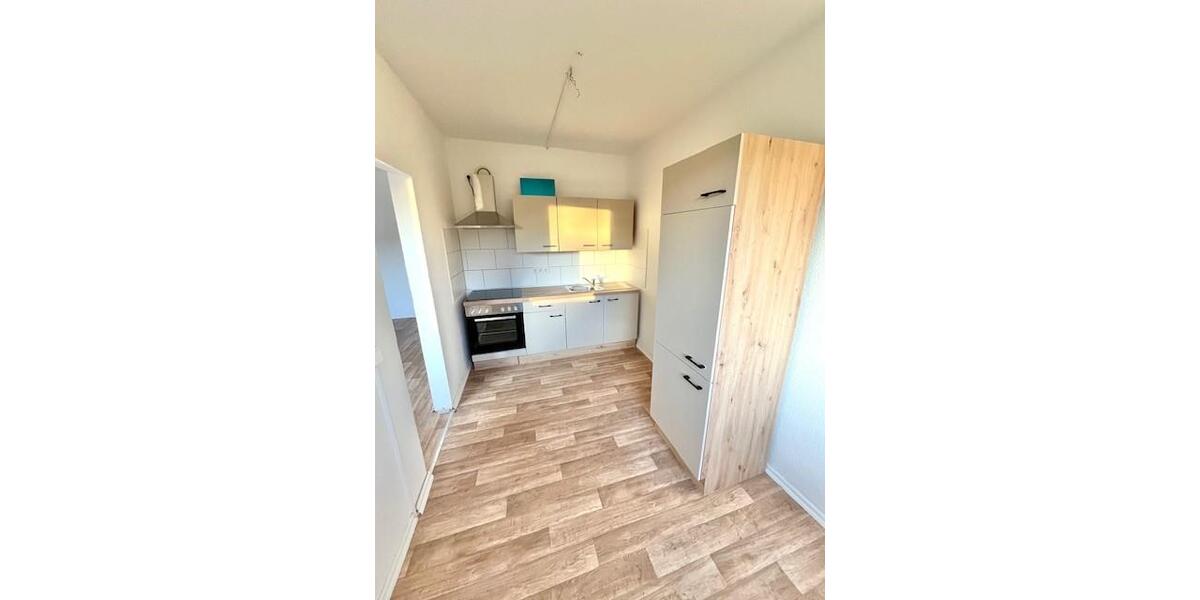 Mit neuer Einbauküche! 3 zimmer