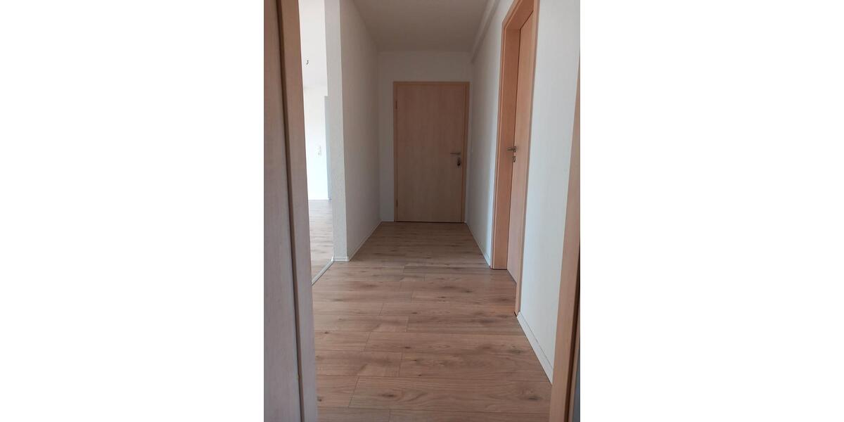 Erdgeschoßwohnung Wittenförden - 5 Zimmer, 150 m&sup2;, 1.175&euro; | Angebot:26022818